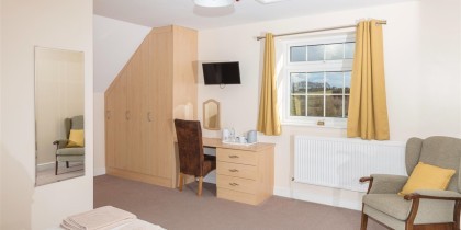 Listing image bedroom