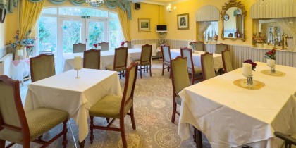 Listing image dining