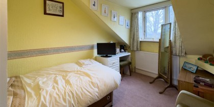 Listing image bedroom