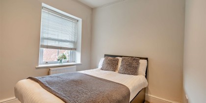 Listing image bathroom