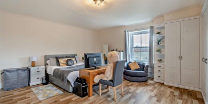 Listing image bedroom