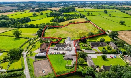 Listing image aerial view