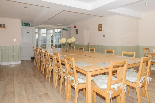 Listing image dining